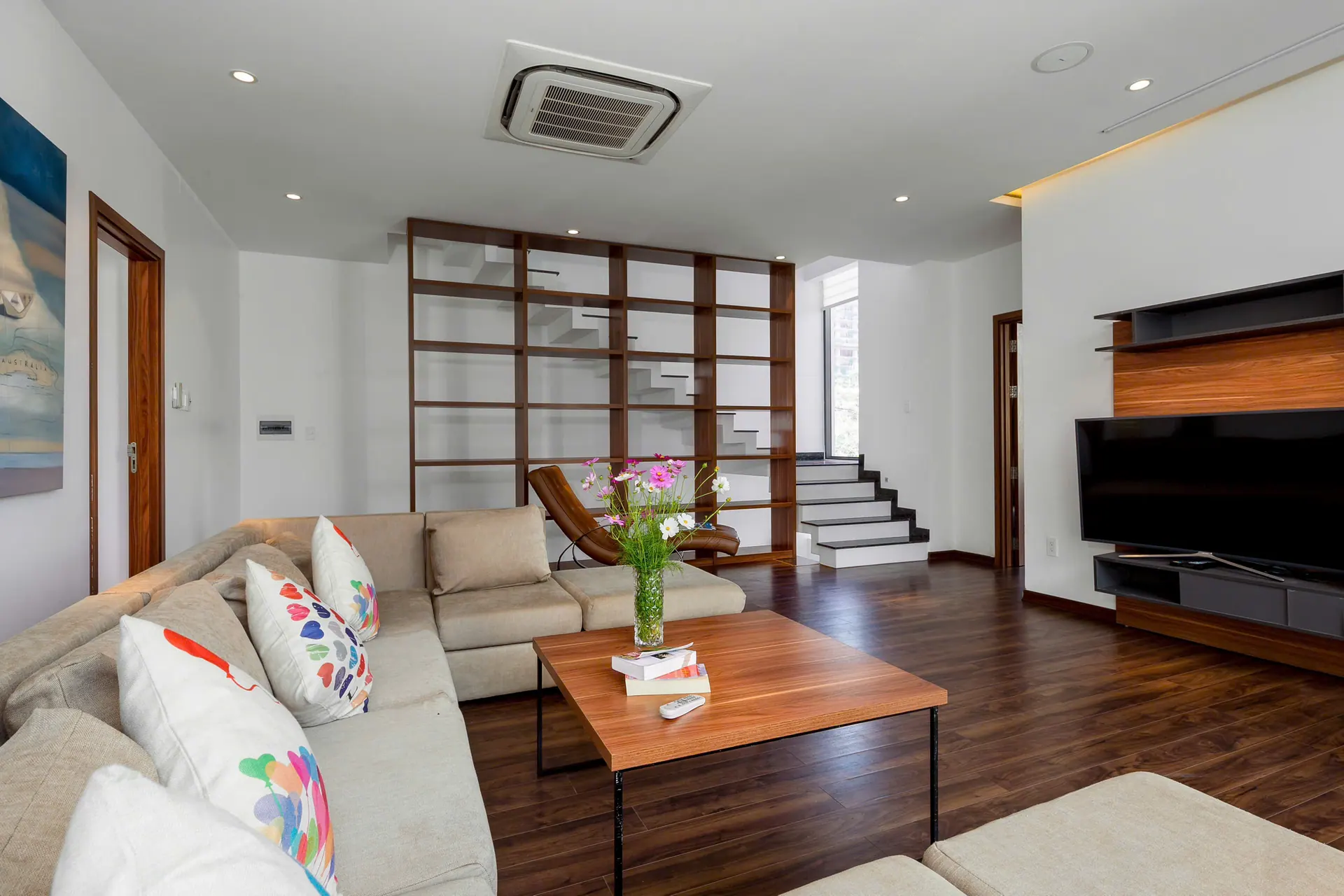 The Stunning Luxurious Villa by My Khe beach An Hai 26